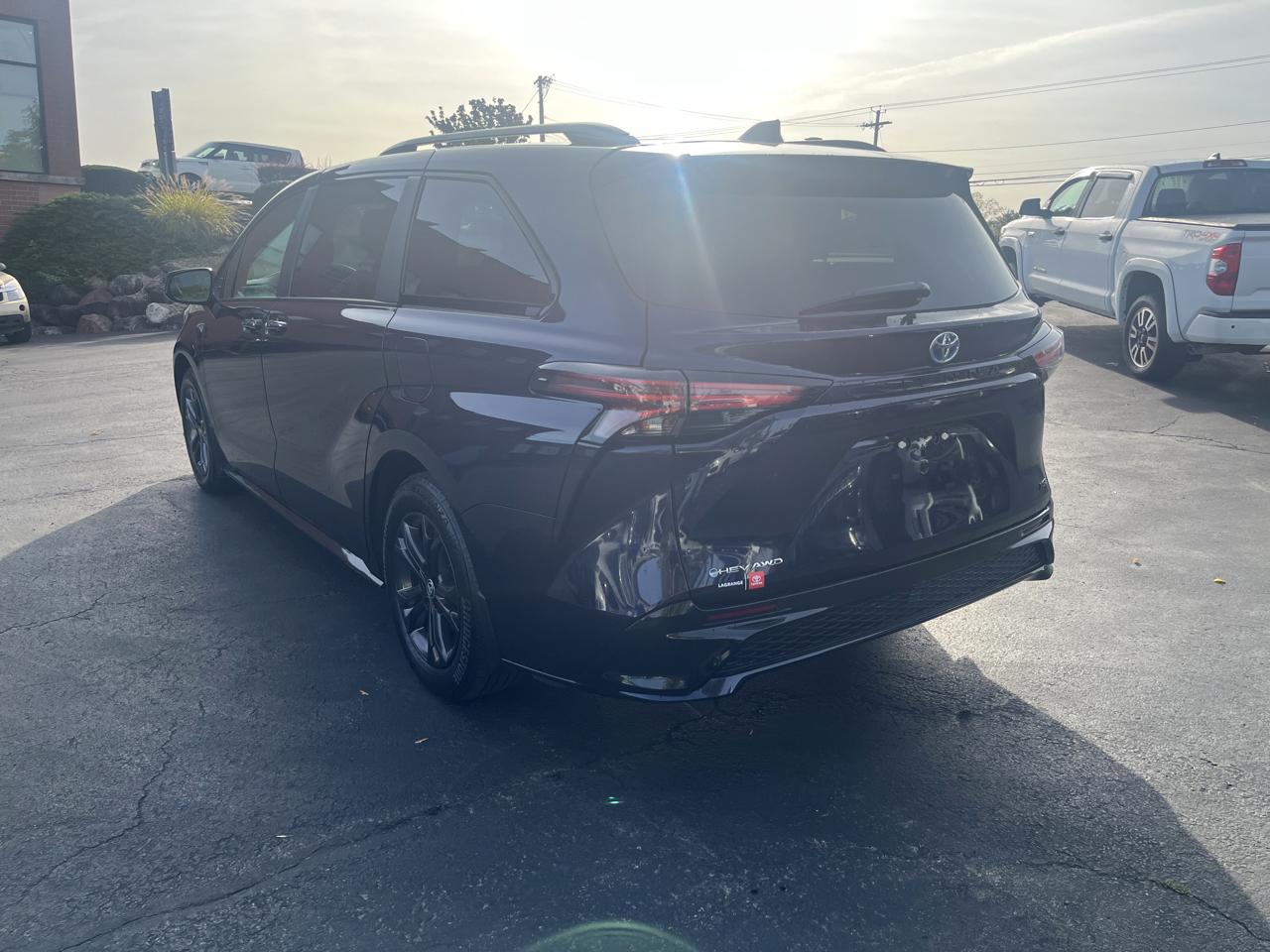 Toyota Sienna XSE AWD 7-Passenger (Natl) 2025