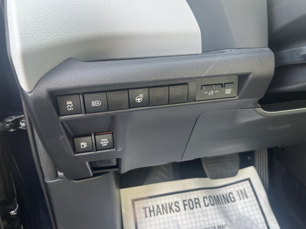 Toyota Sienna XSE AWD 7-Passenger (Natl) 2025