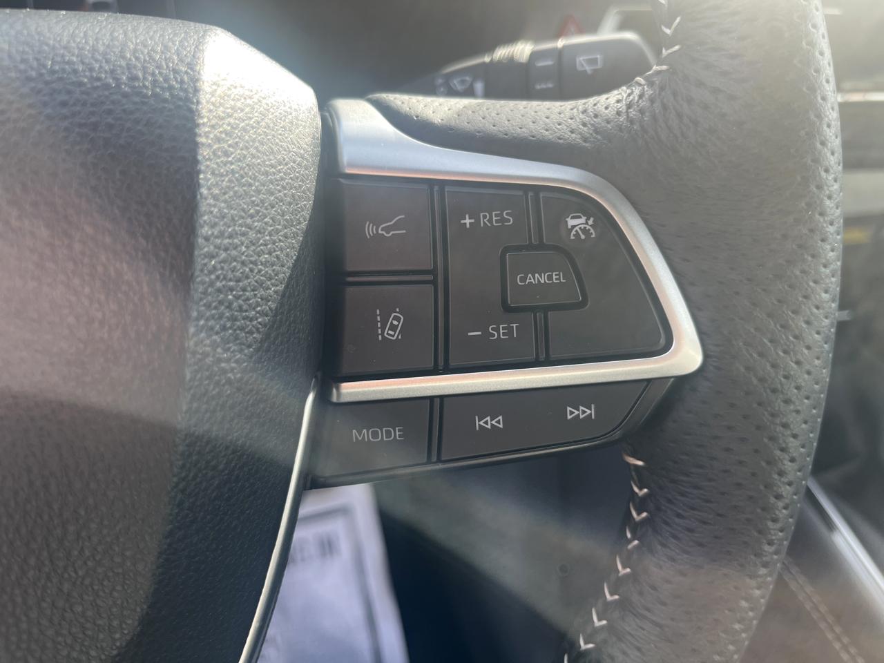 Toyota Sienna XSE AWD 7-Passenger (Natl) 2025