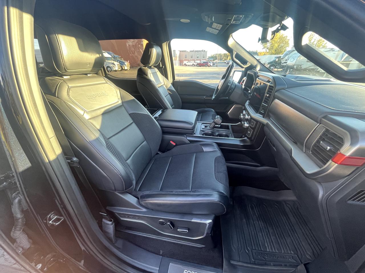 Ford F-150 Raptor SuperCrew 4WD 2021