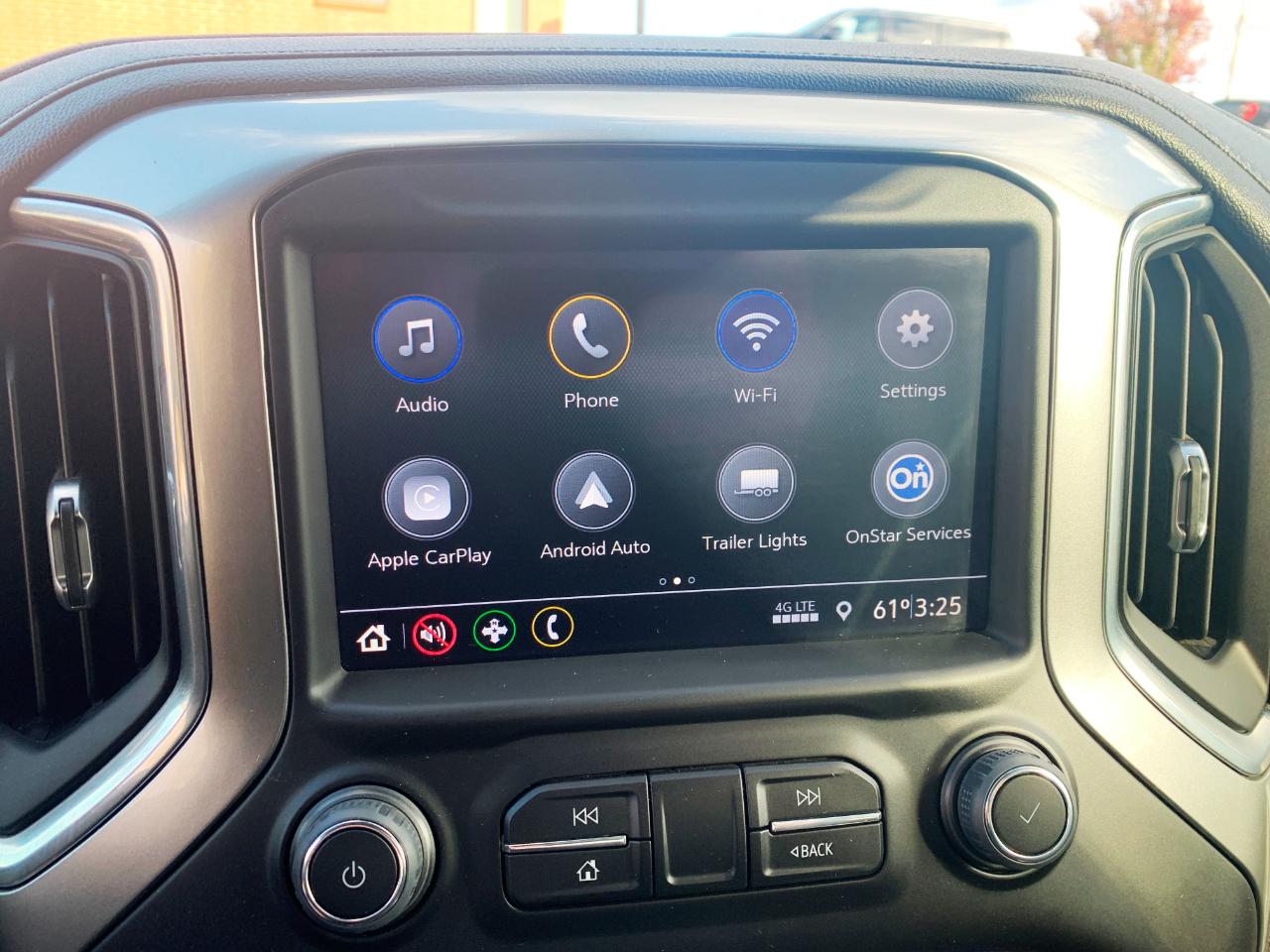 Chevrolet Silverado 1500 4WD Crew Cab 157" RST 2022