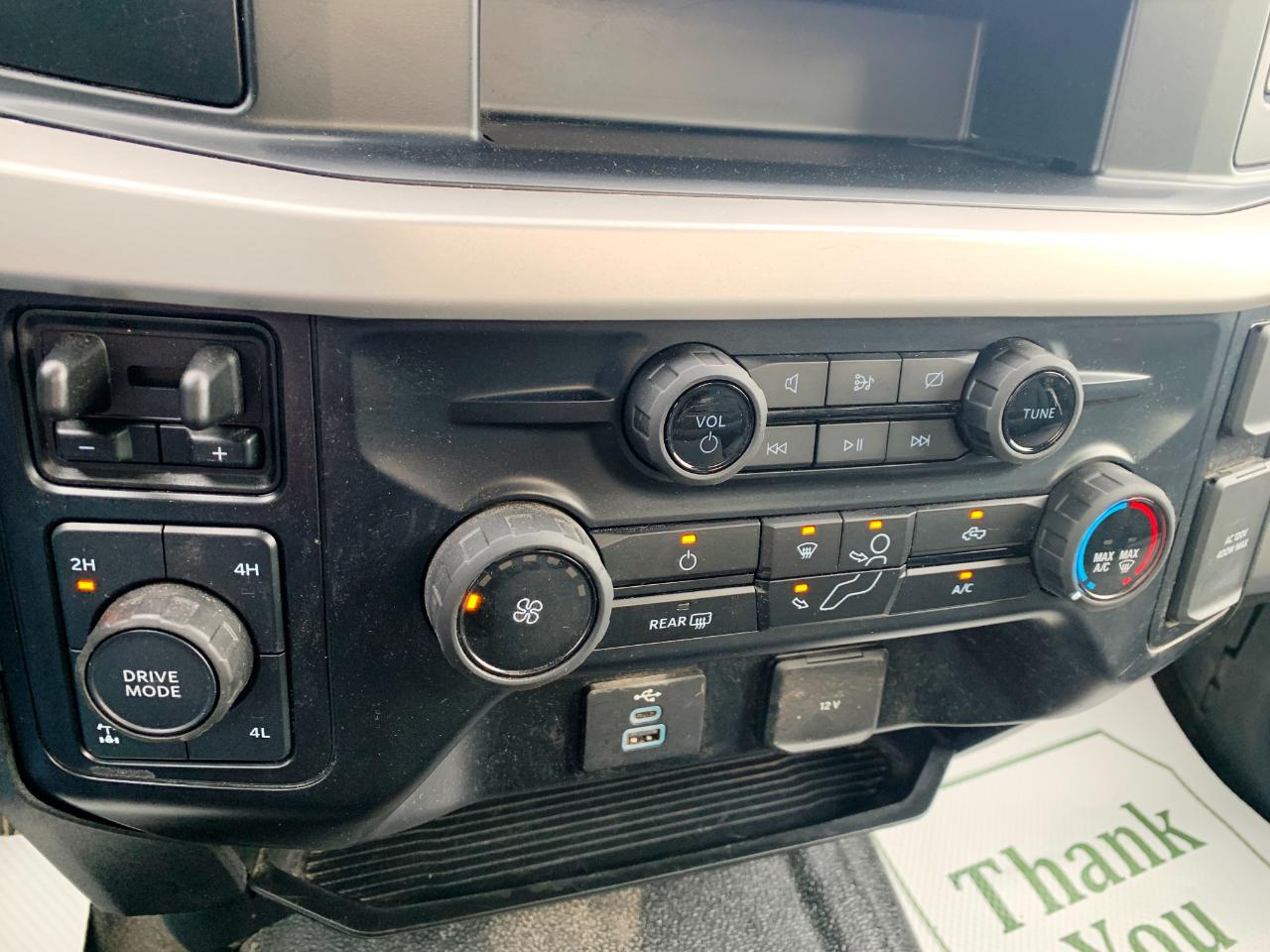 Ford F-250 XLT Reg Cab 4WD 2024