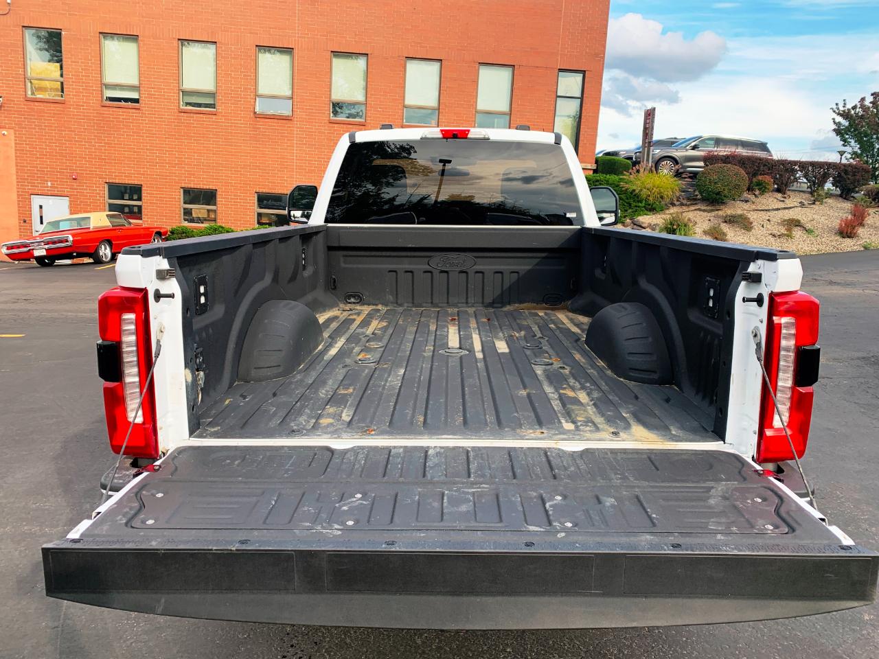 Ford F-250 XLT Reg Cab 4WD 2024