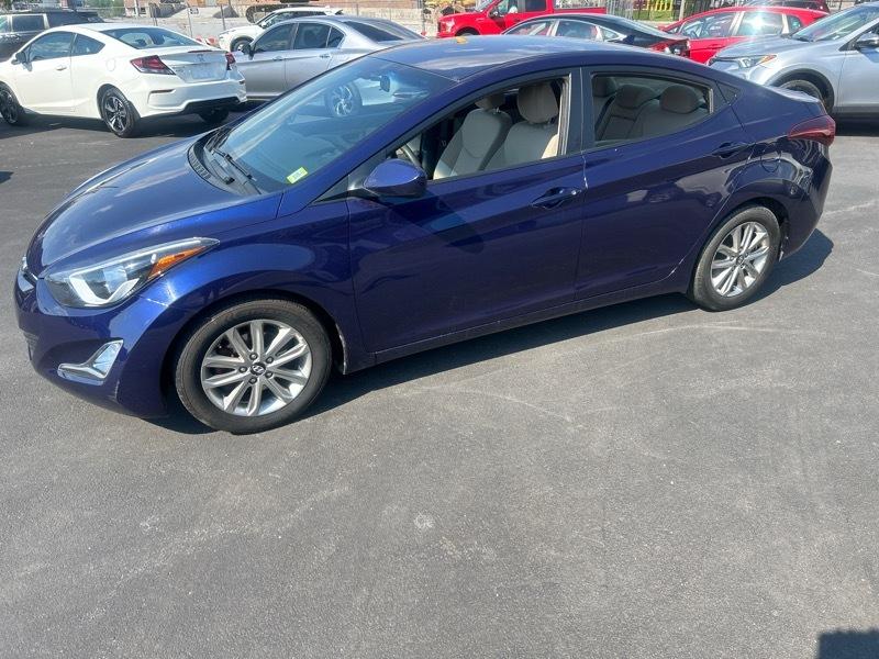 2014 Hyundai Elantra 4dr Sdn Auto SE