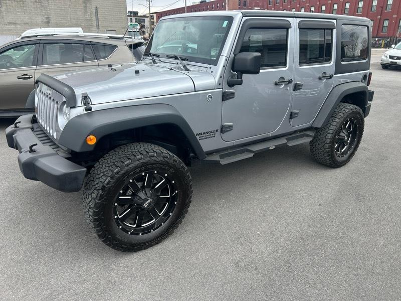 Jeep Wrangler Unlimited Sport 4WD 2013