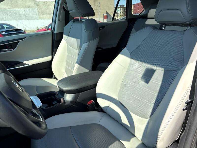 Toyota RAV4 Hybrid Limited AWD 2021 Toyota RAV4 Hybrid Limited AWD 2021