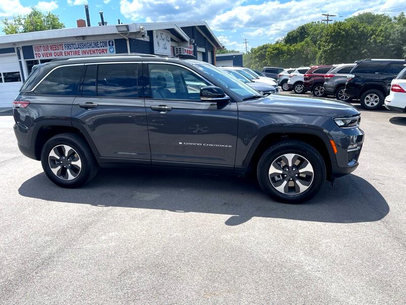 Jeep Grand Cherokee 4xe Overland 4x4 2023 Jeep Grand Cherokee 4xe Overland 4x4 2023