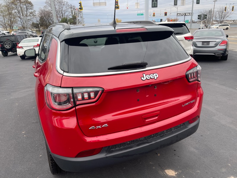 Jeep Cherokee Limited 4-Door 4WD 2018