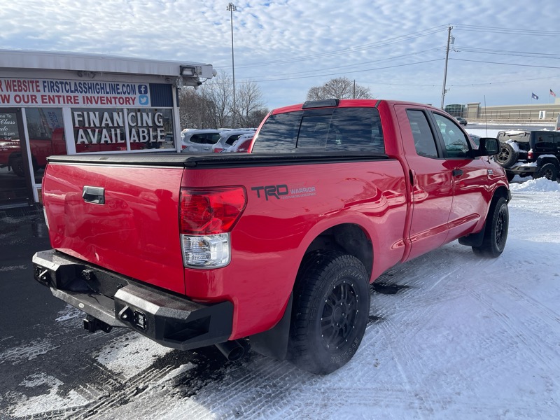 Toyota Tundra Tundra-Grade 5.7L Double Cab 4WD 2012