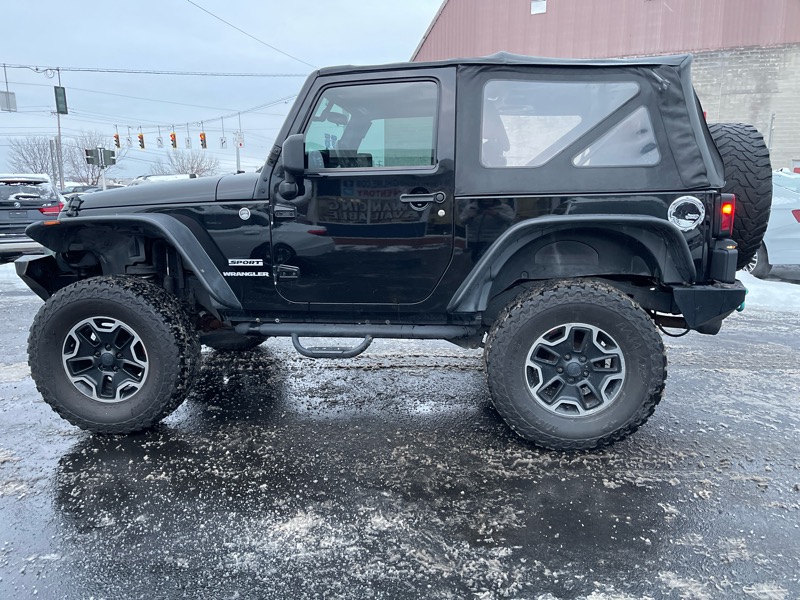 Jeep Wrangler Sport 4WD 2012