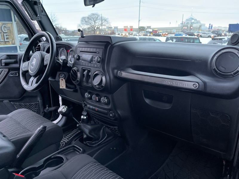 Jeep Wrangler Sport 4WD 2012