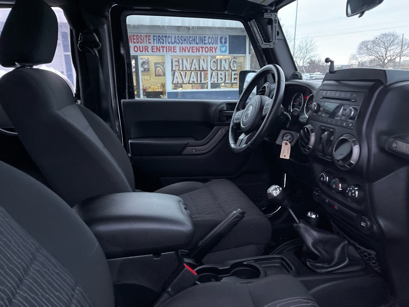 Jeep Wrangler Sport 4WD 2012