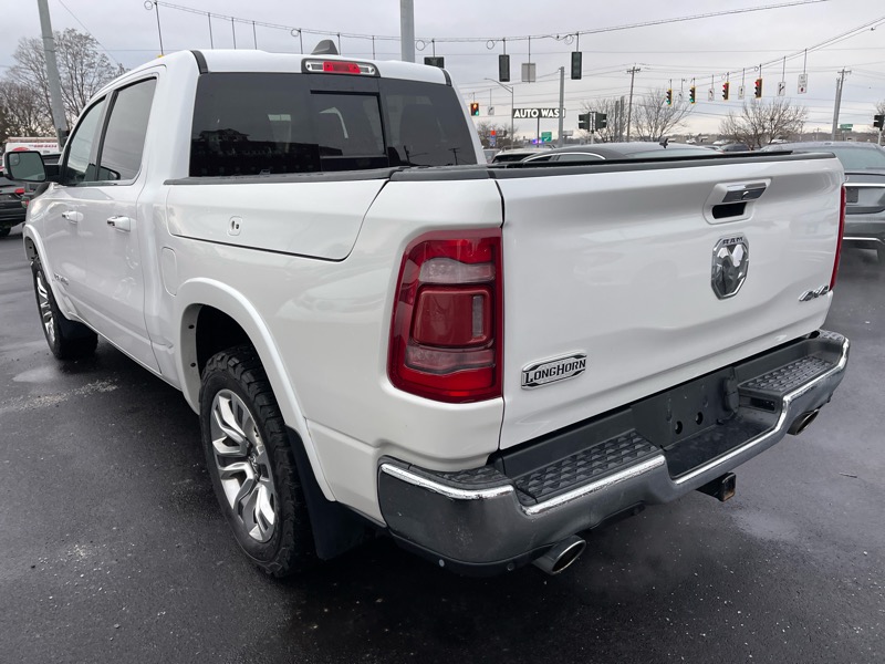 RAM 1500 4WD Crew Cab 140.5" Big Horn 2019