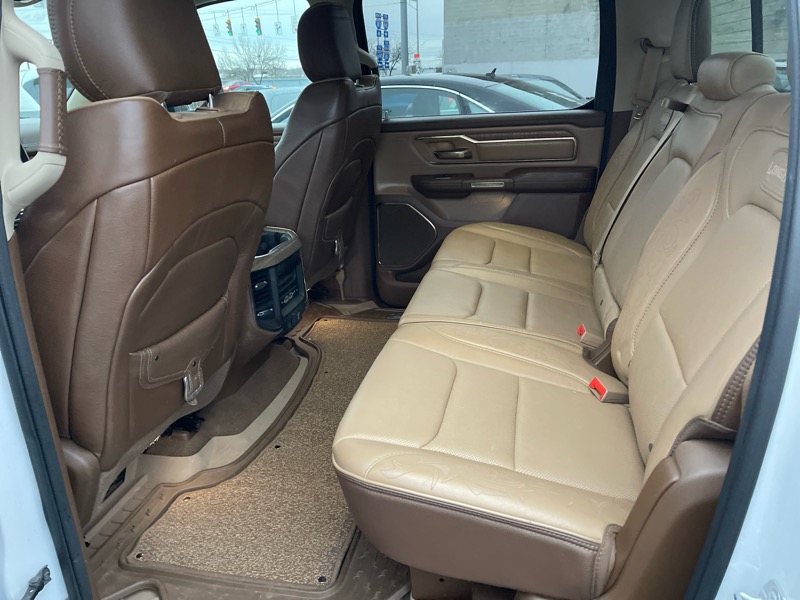 RAM 1500 4WD Crew Cab 140.5" Big Horn 2019