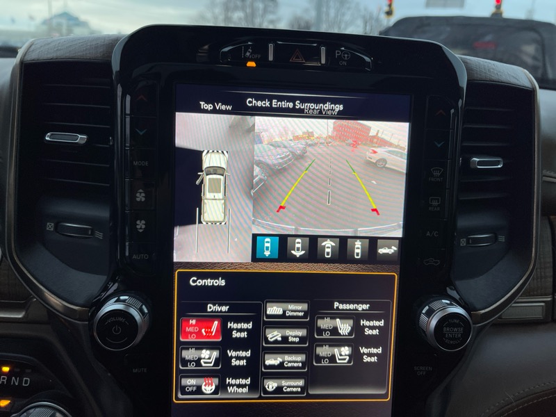 RAM 1500 4WD Crew Cab 140.5" Big Horn 2019