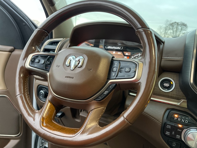 RAM 1500 4WD Crew Cab 140.5" Big Horn 2019