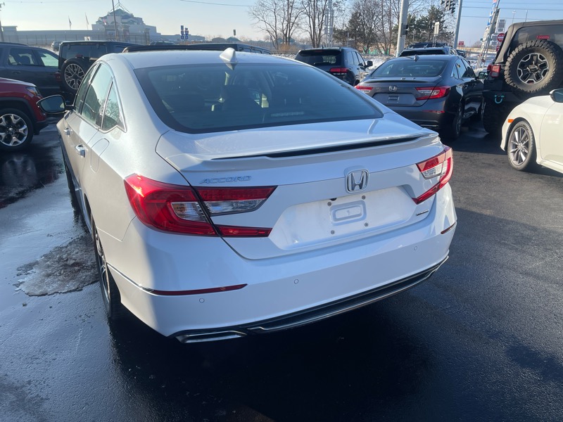 Honda Accord Touring 2.0T 2018