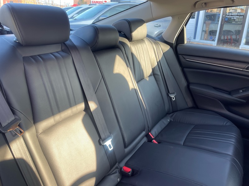 Honda Accord Touring 2.0T 2018