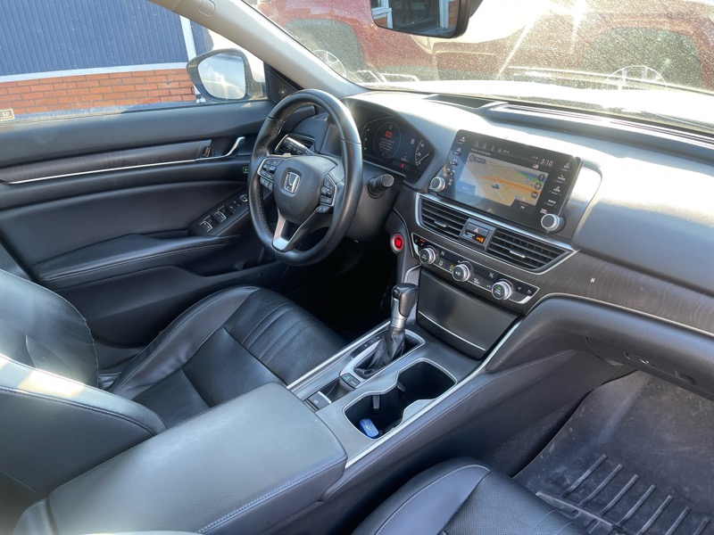 Honda Accord Touring 2.0T 2018