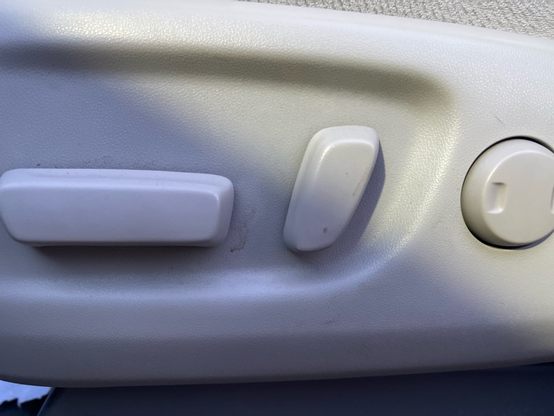 Toyota Sienna LE FWD 8-Passenger V6 2013