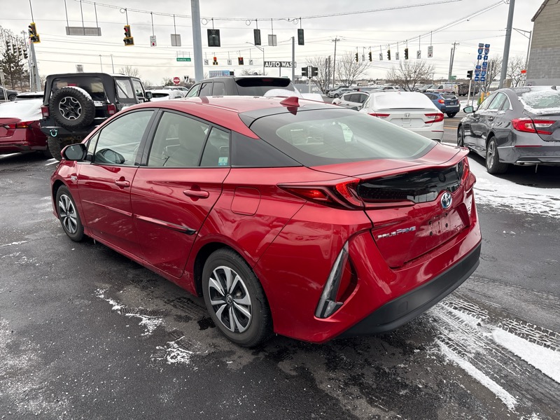 Toyota Prius Prime Plus 2018