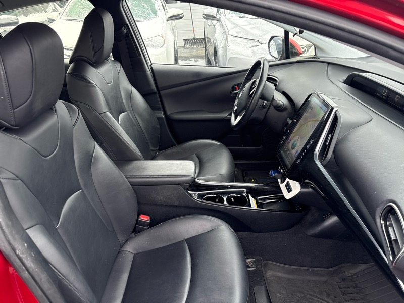 Toyota Prius Prime Plus 2018