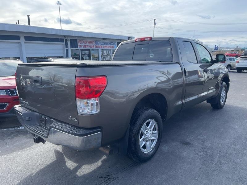 Toyota Tundra Base 2012