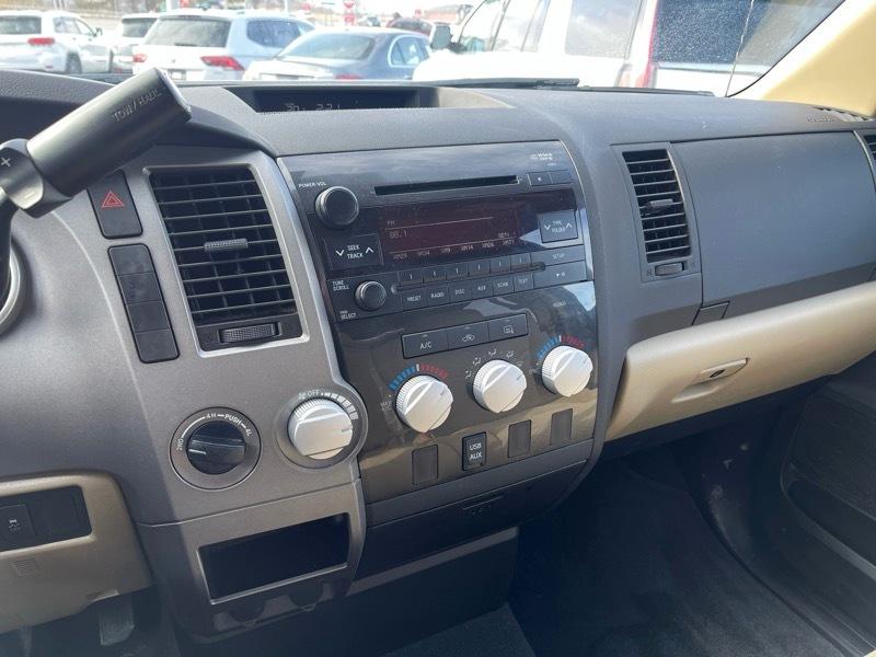 Toyota Tundra Base 2012