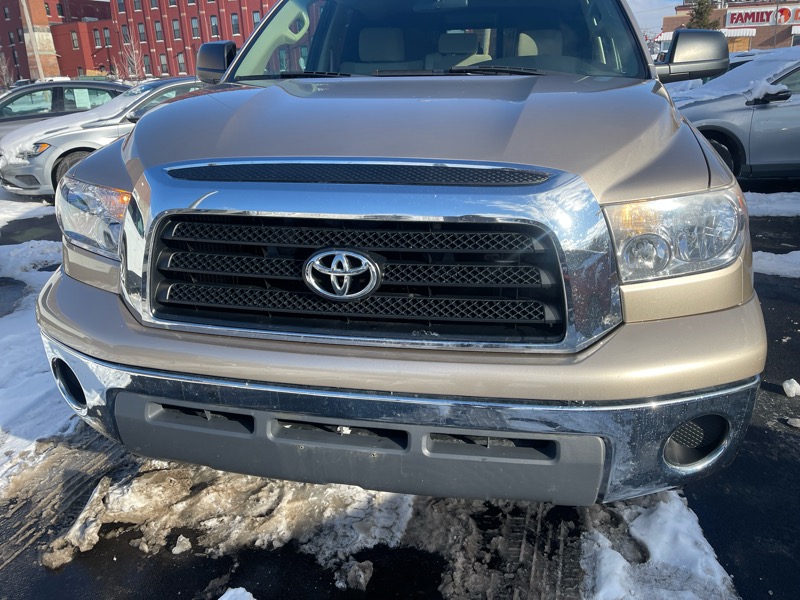 Toyota Tundra Base 2008