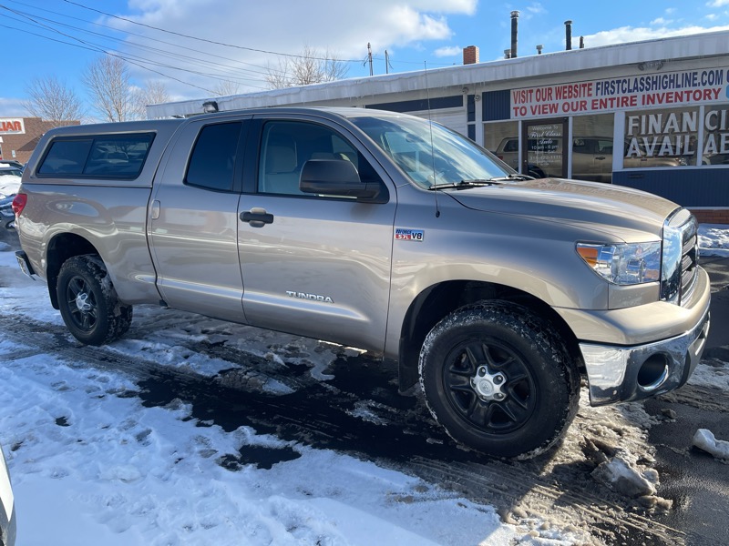 Toyota Tundra Base 2008