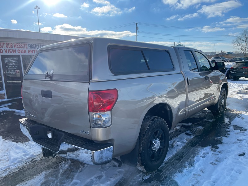 Toyota Tundra Base 2008