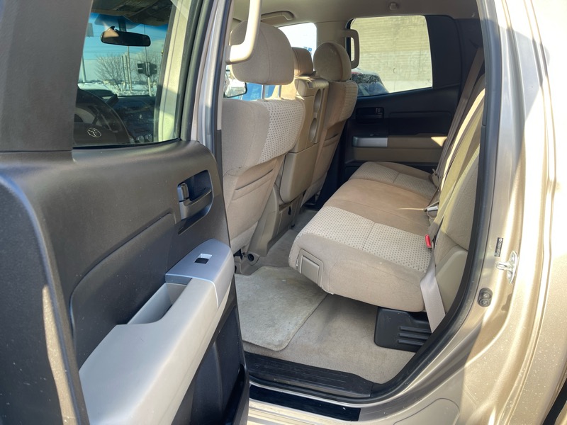 Toyota Tundra Base 2008