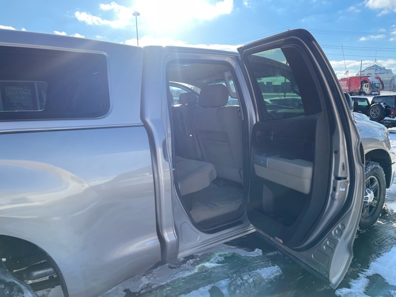 Toyota Tundra Base 2008