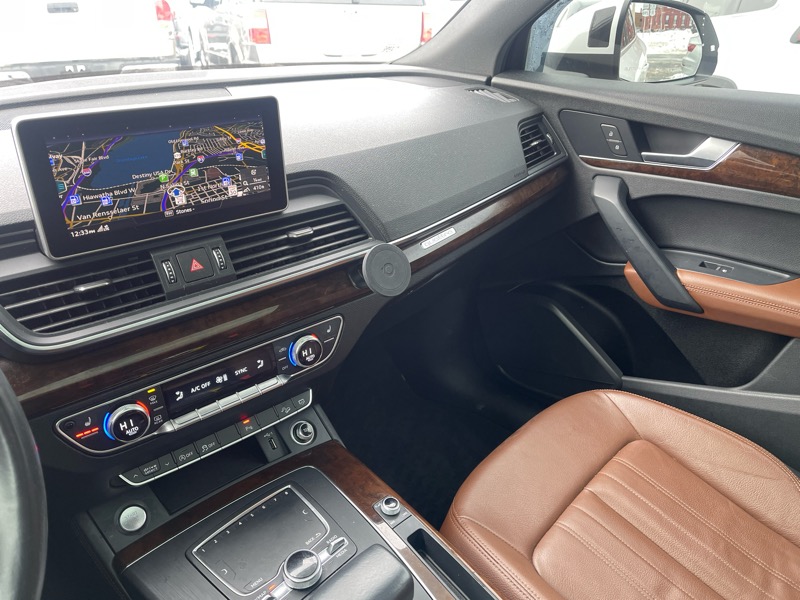 Audi Q5 2.0T Premium Plus quattro 2019