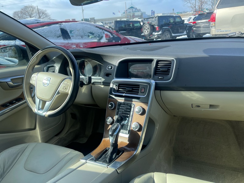 Volvo S60 T5 Inscription Platinum AWD 2016