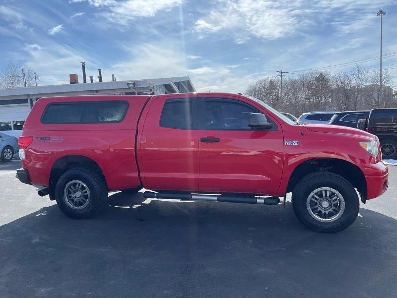 Toyota Tundra 5.7L V8 4WD 2012
