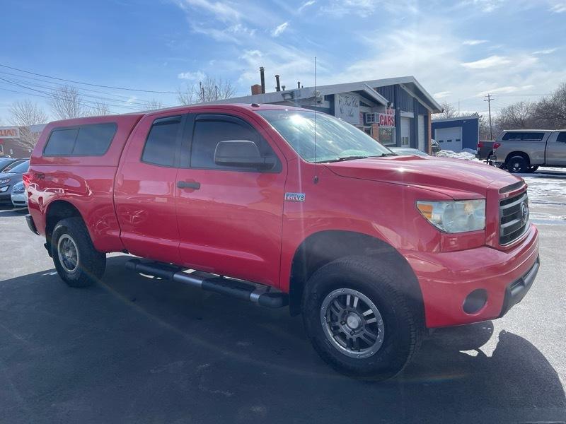 Toyota Tundra 5.7L V8 4WD 2012