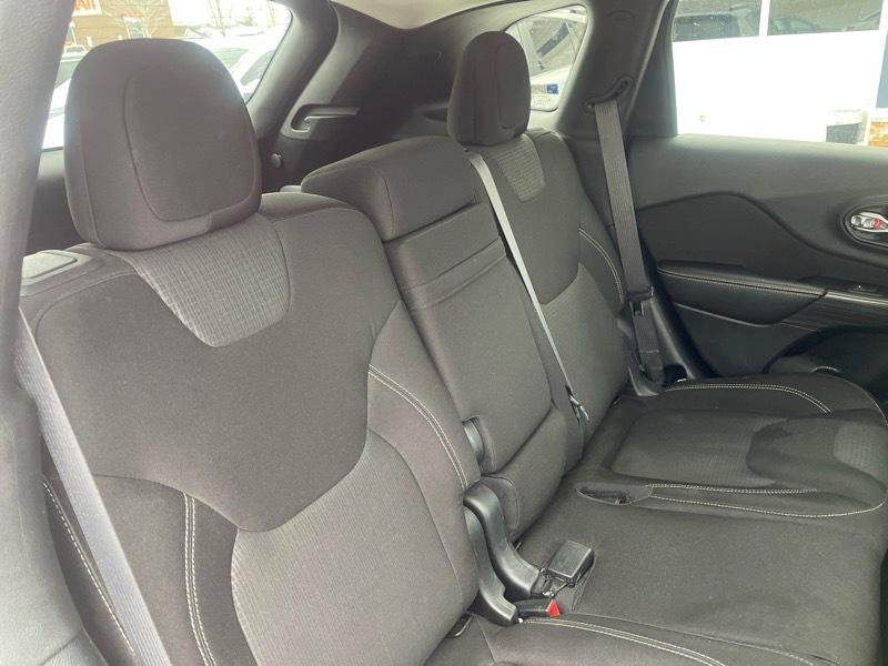 Jeep Cherokee Latitude 4WD 2015