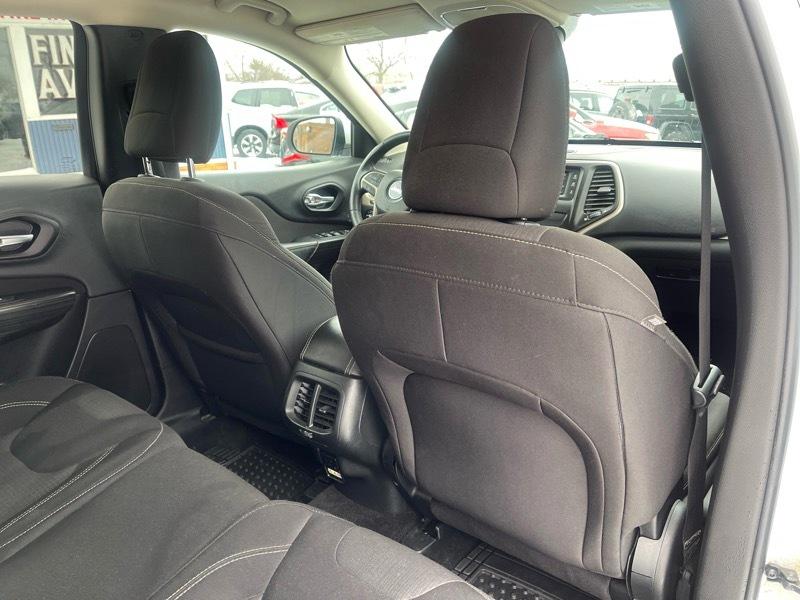 Jeep Cherokee Latitude 4WD 2015