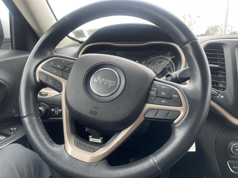 Jeep Cherokee Latitude 4WD 2015