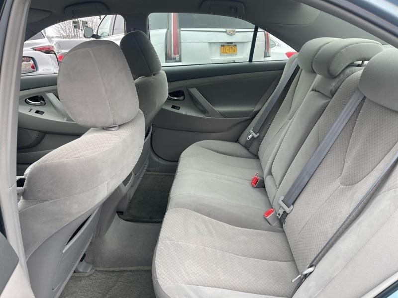 Toyota Camry 4dr Sdn LE Auto 2008