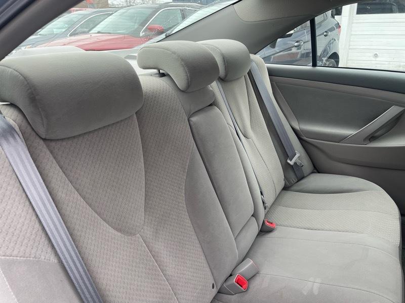 Toyota Camry 4dr Sdn LE Auto 2008