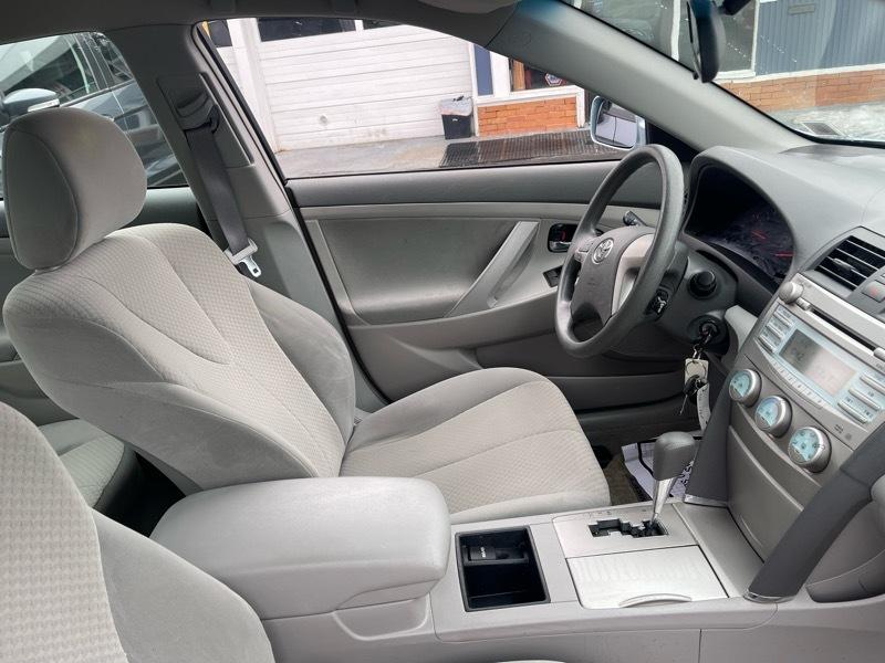 Toyota Camry 4dr Sdn LE Auto 2008