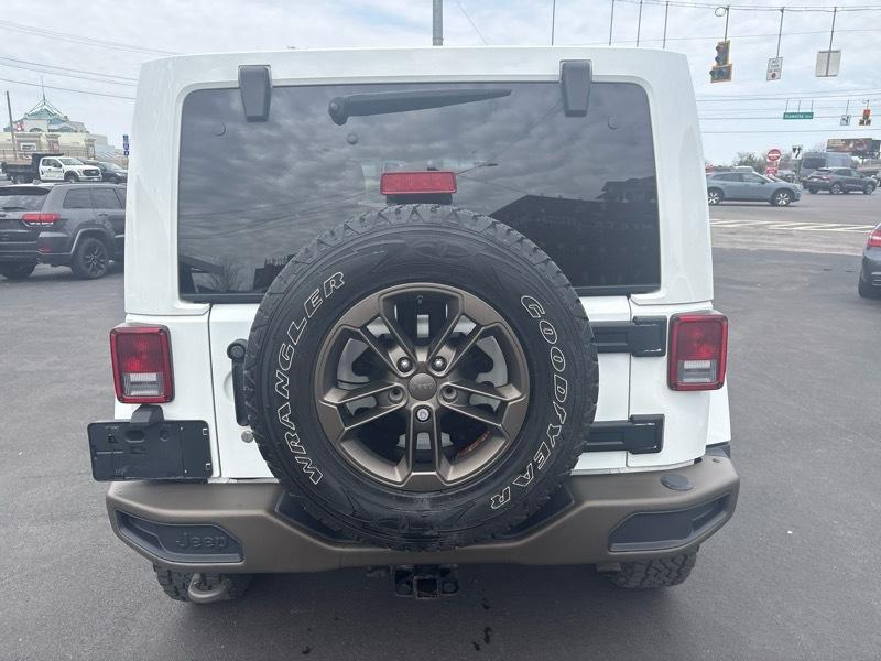 Jeep Wrangler 4WD 4dr Unlimited Sahara 2017