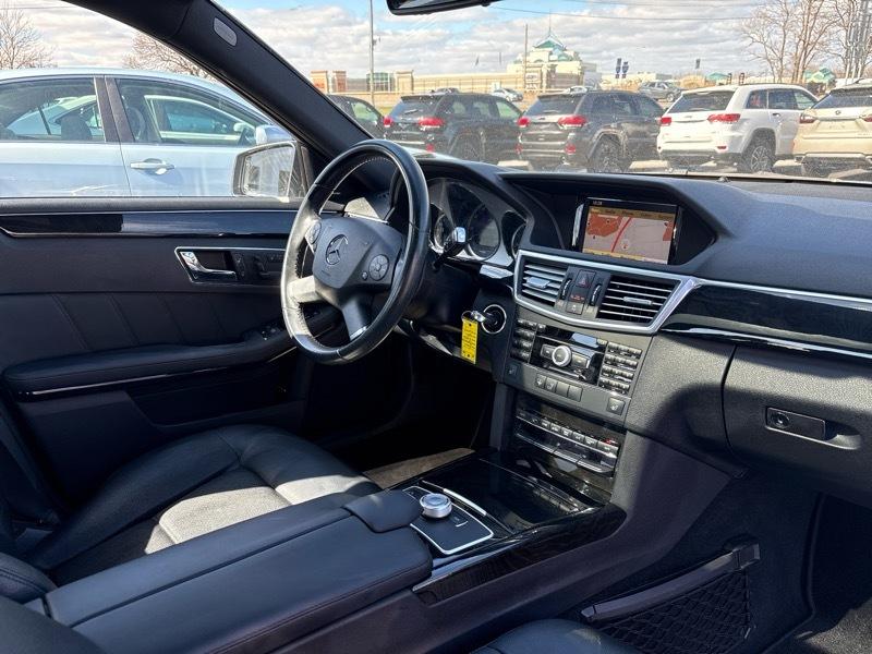 Mercedes-Benz E-Class E350 Sedan 4MATIC 2010