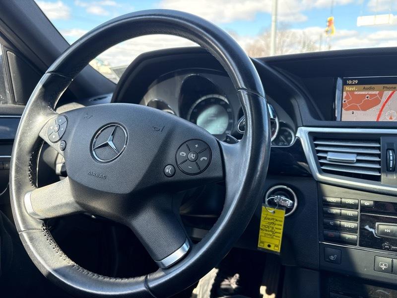 Mercedes-Benz E-Class E350 Sedan 4MATIC 2010