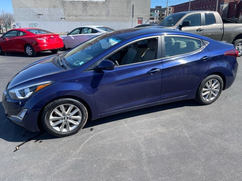 2014 Hyundai Elantra 4dr Sdn Auto SE