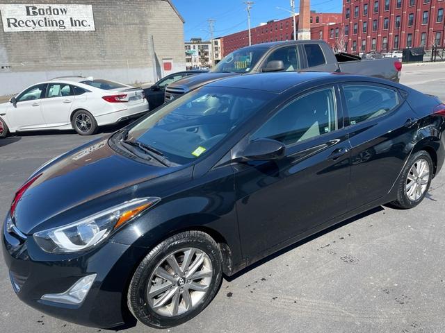 2015 Hyundai Elantra SE FWD