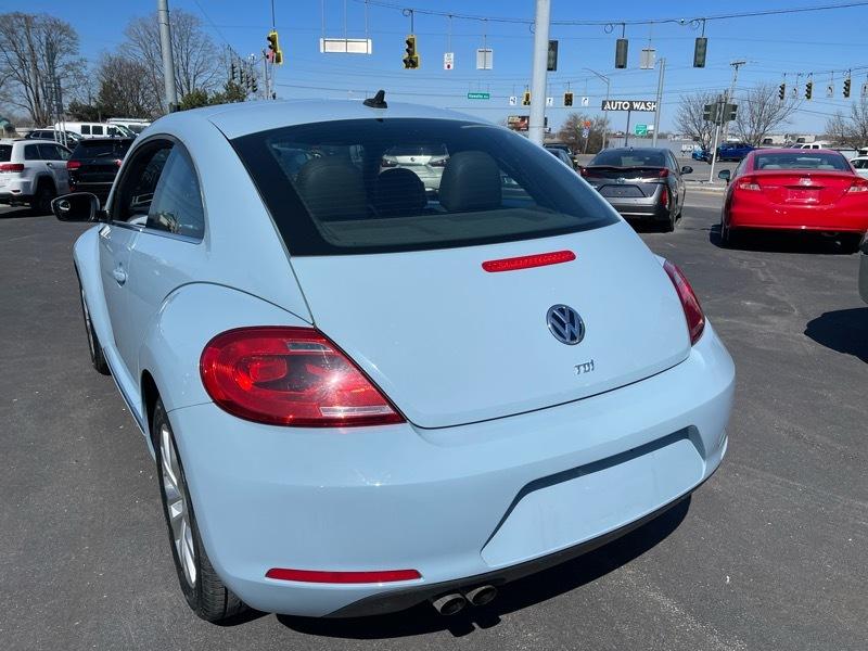 Volkswagen Beetle 2.0T Turbo 2013