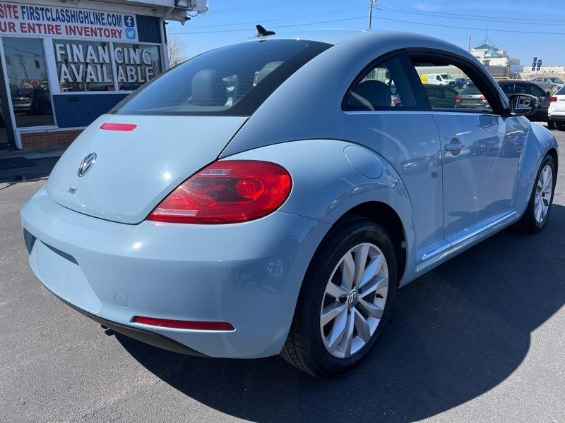 Volkswagen Beetle 2.0T Turbo 2013